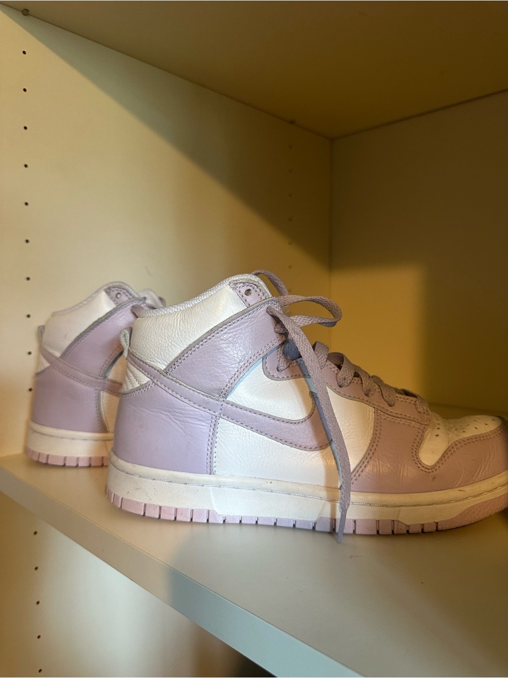 Nike High-Top Sneakers in White and Light Purple
